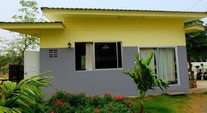 Oyo 769 Ban Thassanee Hotel Chiang Mai Luaran gambar